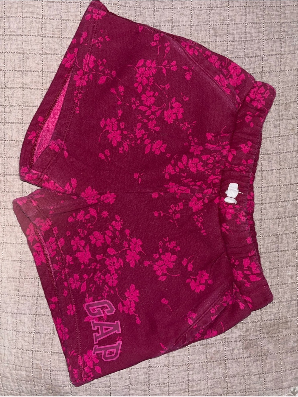GAP Women's Magenta Floral Athletic Shorts